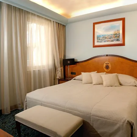 Hotel (adults Only)
